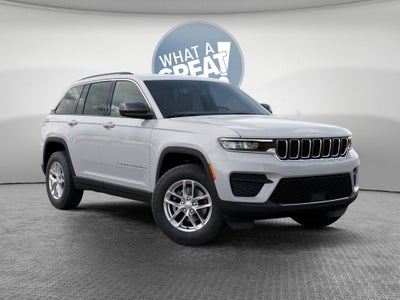 2026 Jeep Grand Cherokee Laredo