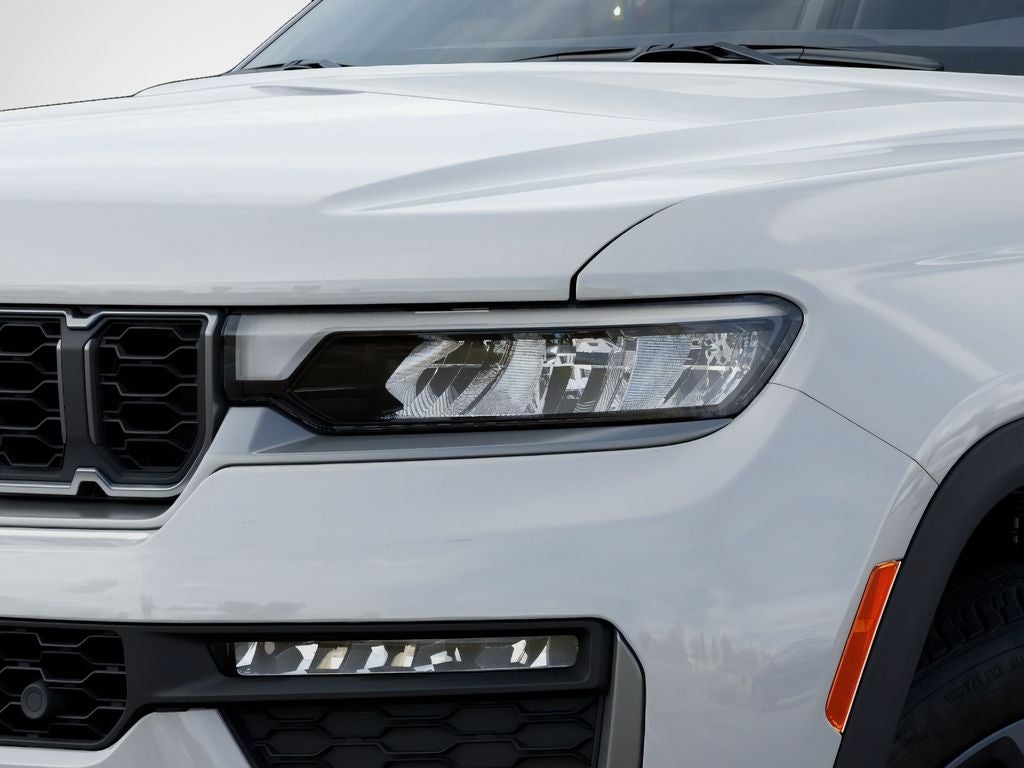 2026 Jeep Grand Cherokee 85th Anniversary Edition