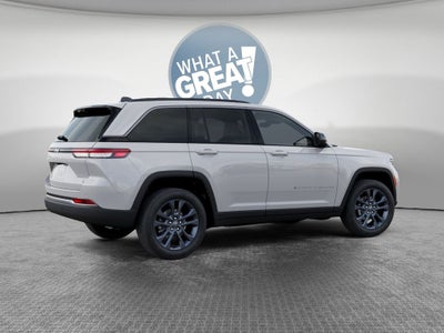 2026 Jeep Grand Cherokee 85th Anniversary Edition