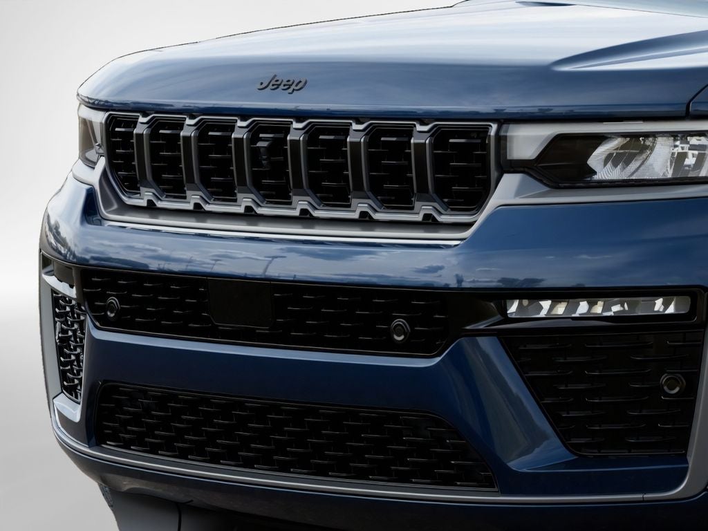 2026 Jeep Grand Cherokee Summit