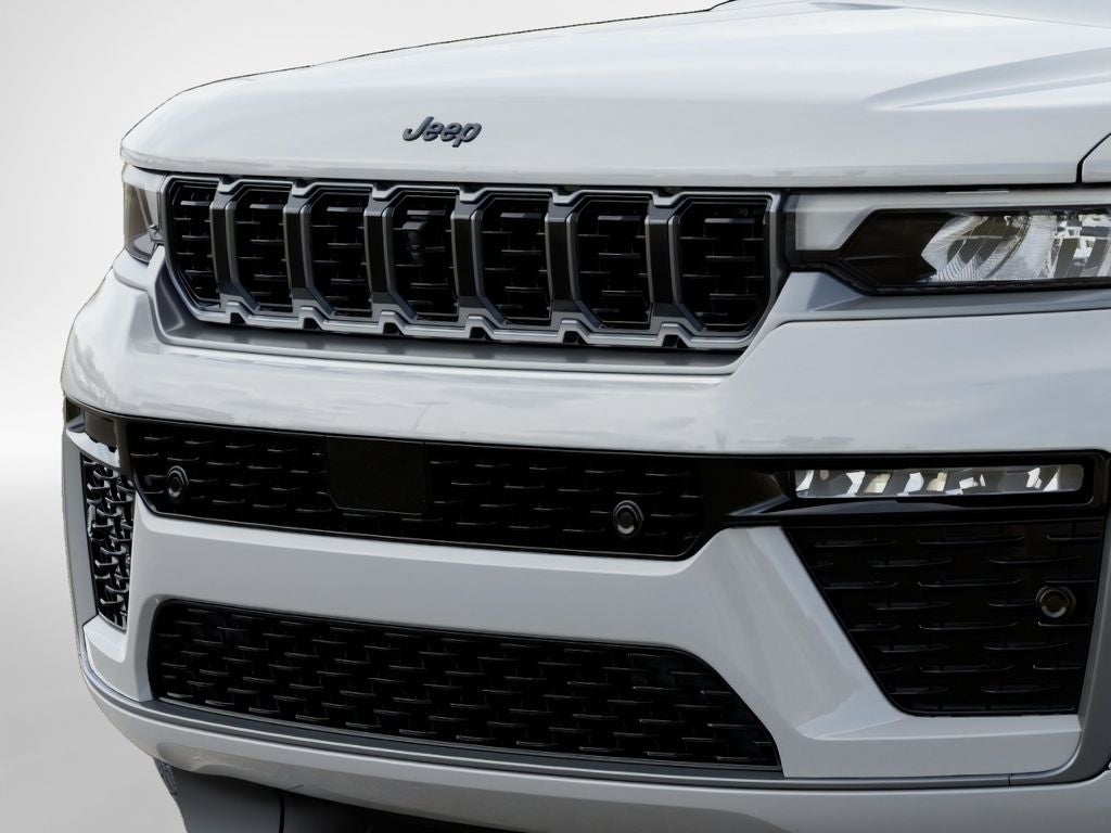 2026 Jeep Grand Cherokee Summit