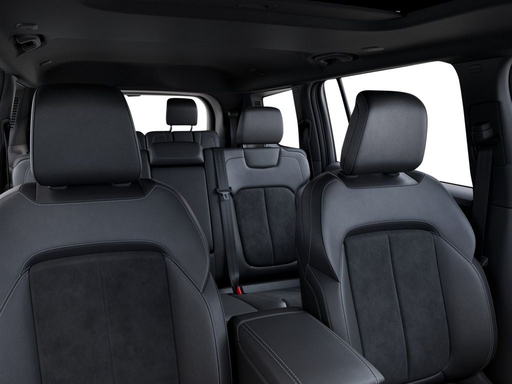 2026 Jeep Grand Cherokee L Laredo Altitude