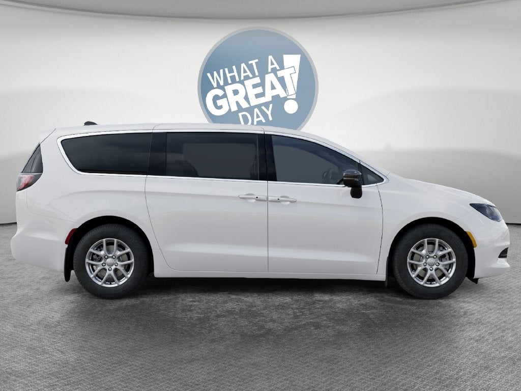 2027 Chrysler Pacifica LX