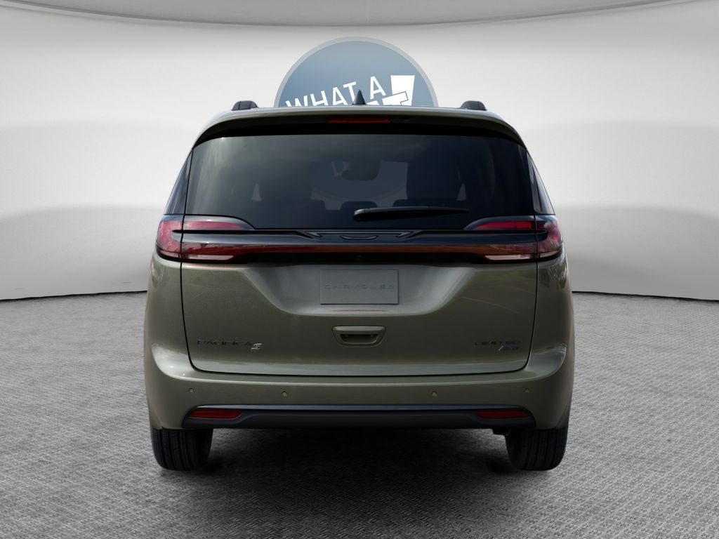 2027 Chrysler Pacifica Limited