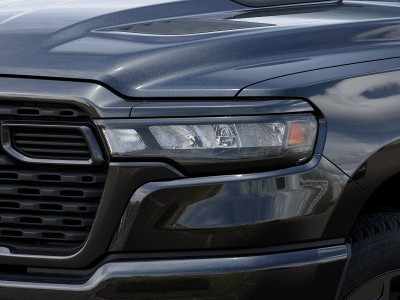 2027 RAM 1500 RAM 1500 EXPRESS CREW CAB 4X4 5'7' BOX
