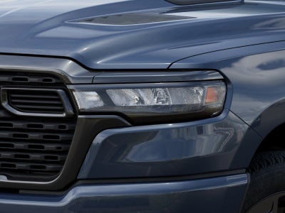 2027 RAM 1500 RAM 1500 EXPRESS CREW CAB 4X4 5'7' BOX
