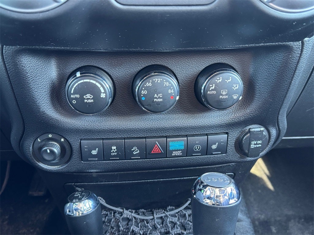 2013 Jeep Wrangler Unlimited Unlimited Sahara