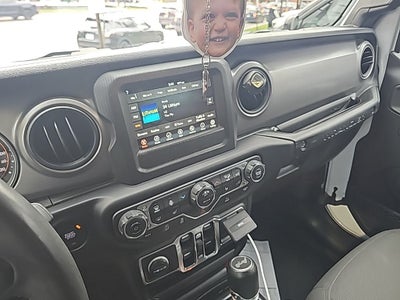 2023 Jeep Wrangler Willys