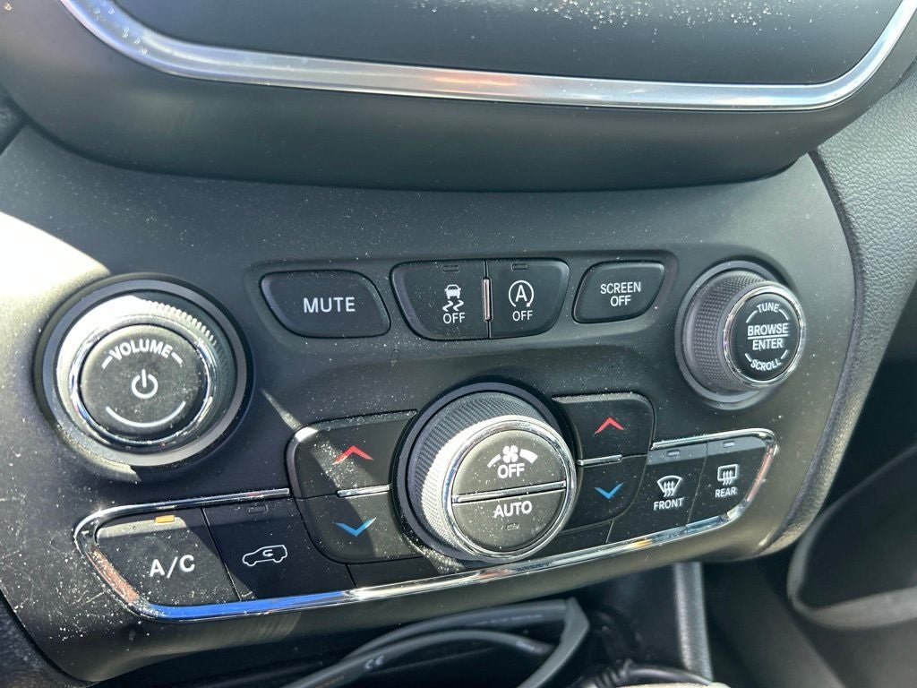 2023 Jeep Cherokee Altitude
