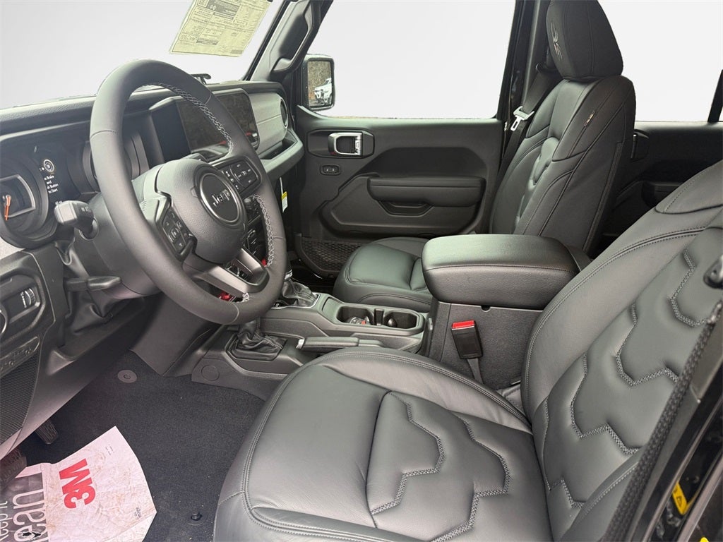 2026 Jeep Wrangler Willys BLACK WIDOW