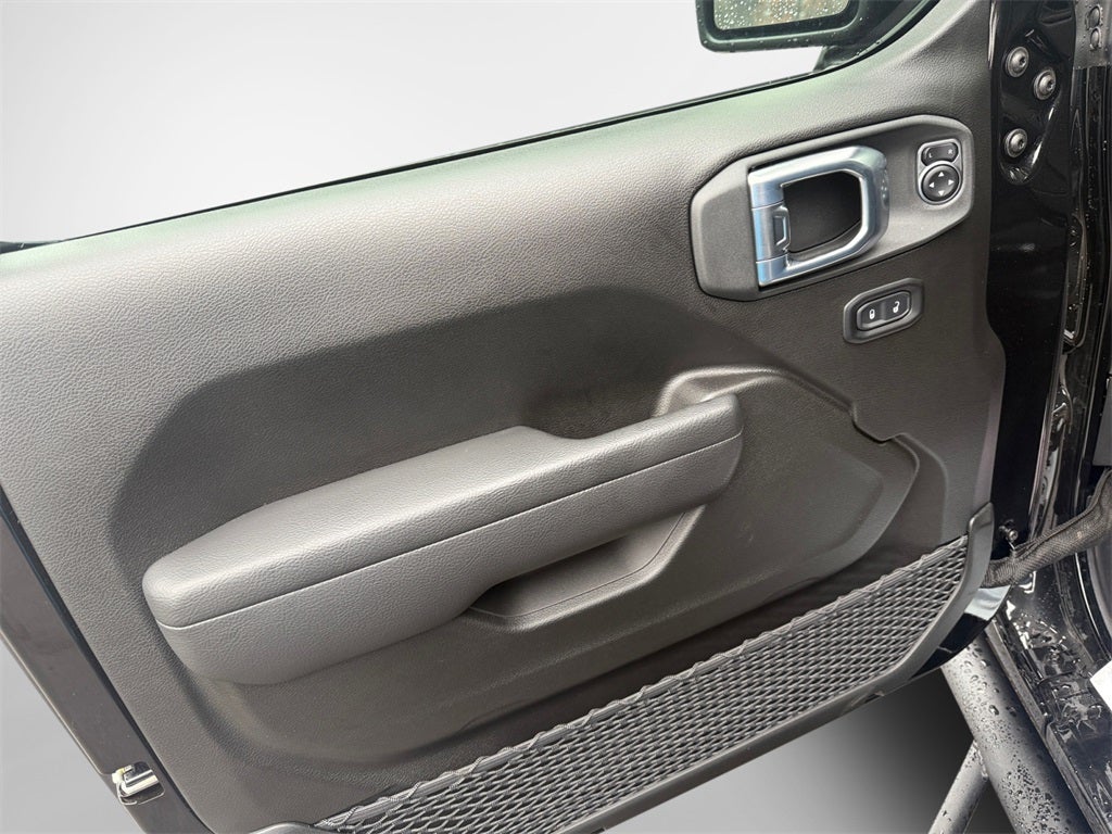 2026 Jeep Wrangler Willys BLACK WIDOW