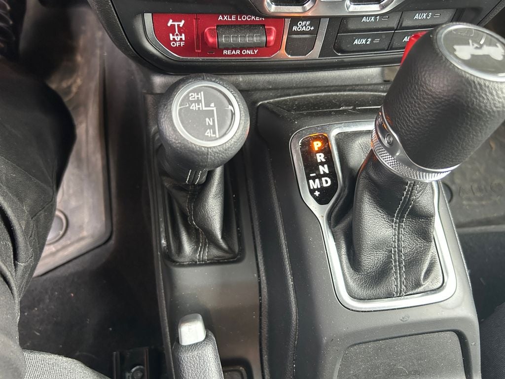 2025 Jeep Wrangler 4-Door Willys 4x4