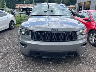 2020 Jeep Grand Cherokee Laredo