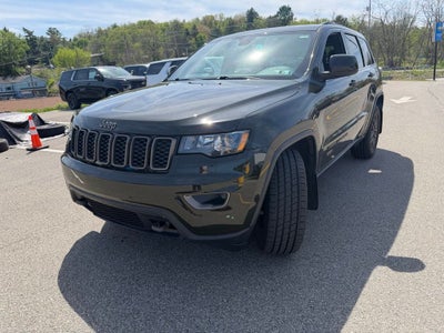 2017 Jeep Grand Cherokee Laredo