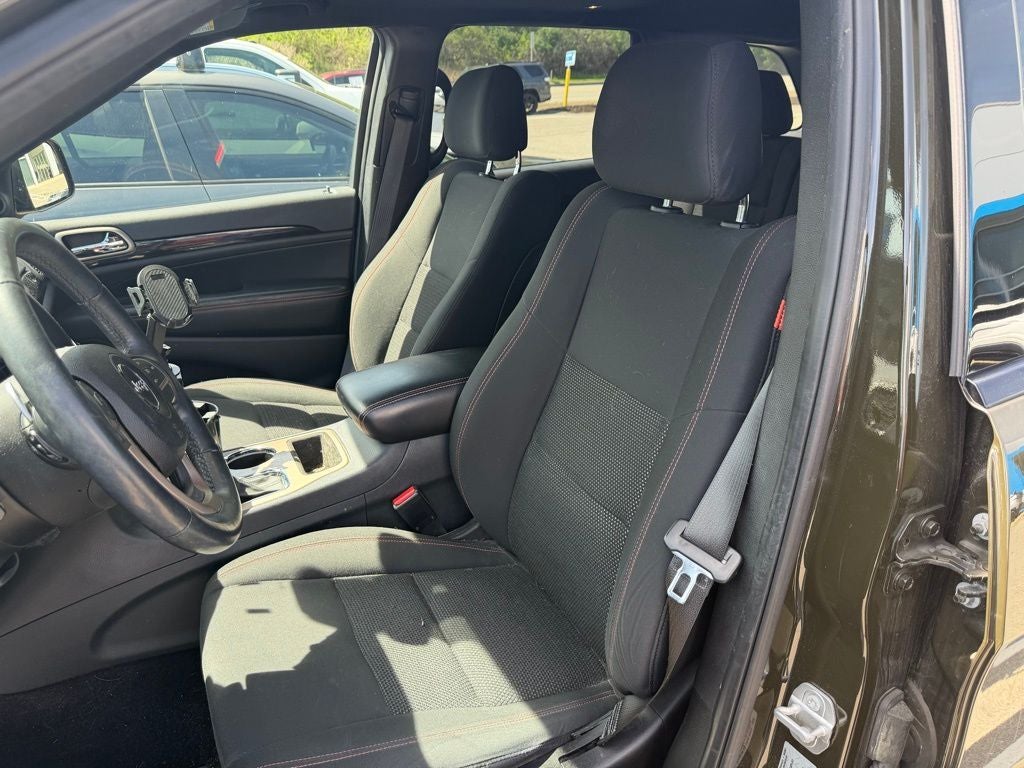 2017 Jeep Grand Cherokee Laredo