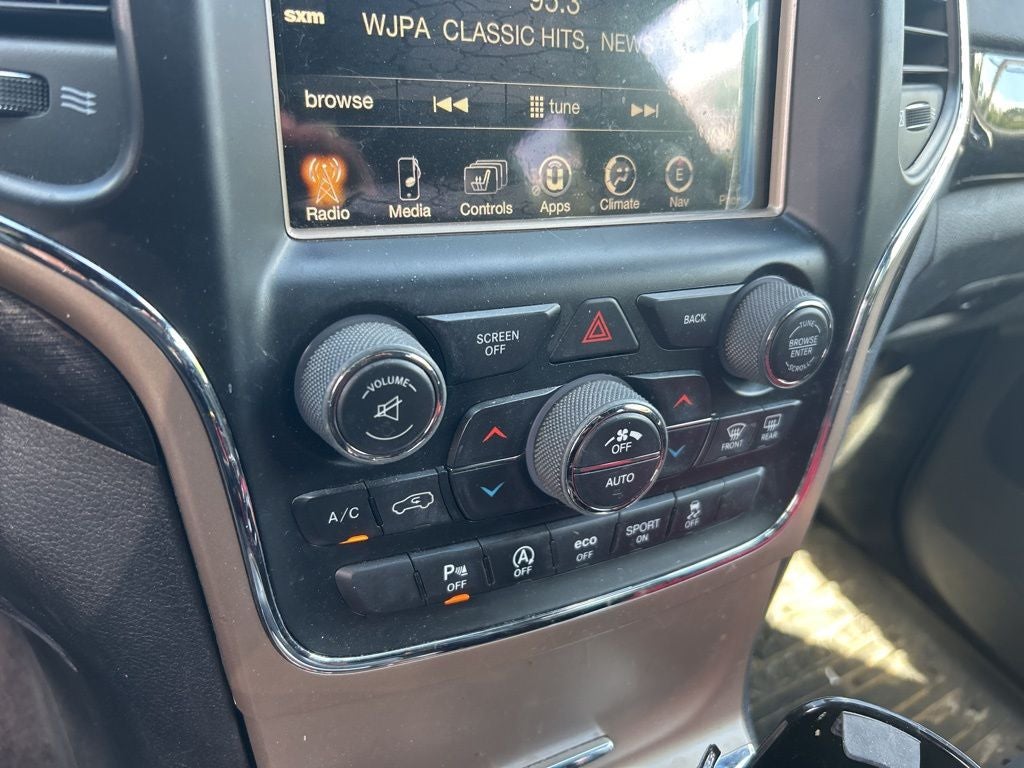 2017 Jeep Grand Cherokee Laredo