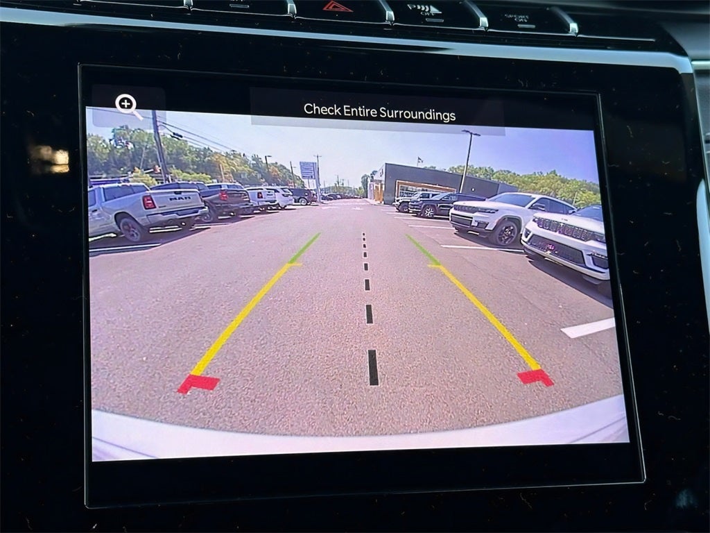 2025 Jeep Grand Cherokee Base