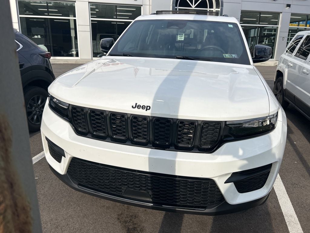 2023 Jeep Grand Cherokee Altitude