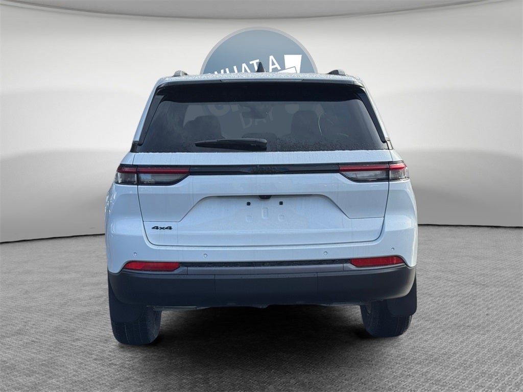 2026 Jeep Grand Cherokee Laredo