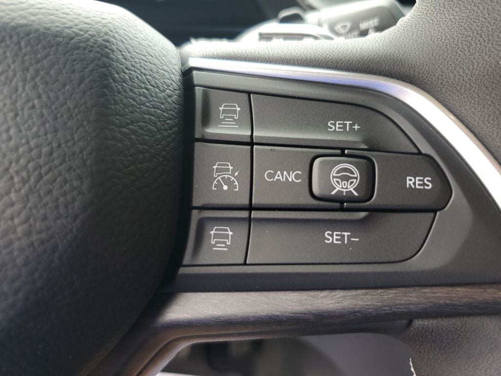 2026 Jeep Grand Cherokee Altitude