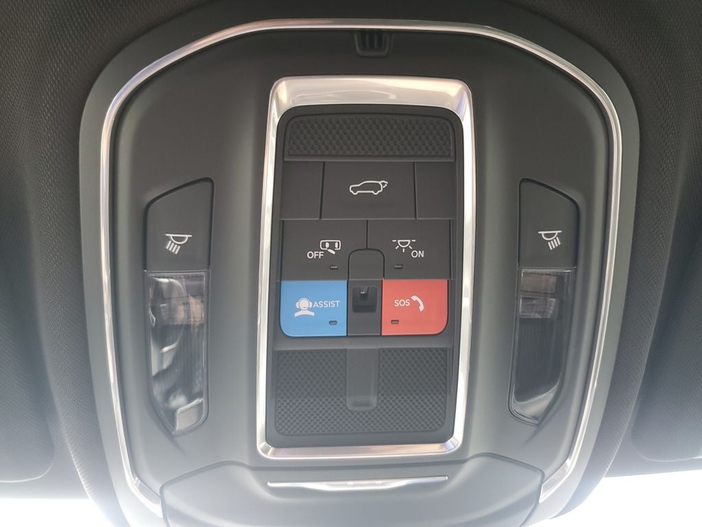 2026 Jeep Grand Cherokee Altitude