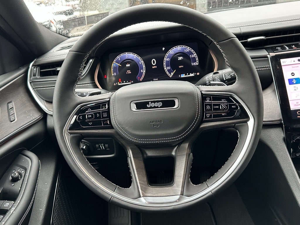 2025 Jeep Grand Cherokee Overland