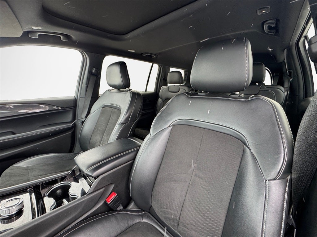 2022 Jeep Grand Cherokee L Altitude