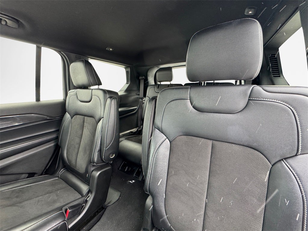 2022 Jeep Grand Cherokee L Altitude