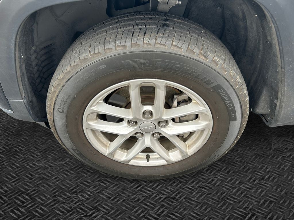 2023 Jeep Grand Cherokee L Laredo