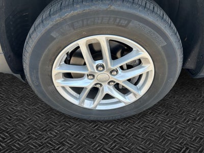 2023 Jeep Grand Cherokee L Laredo 4x4