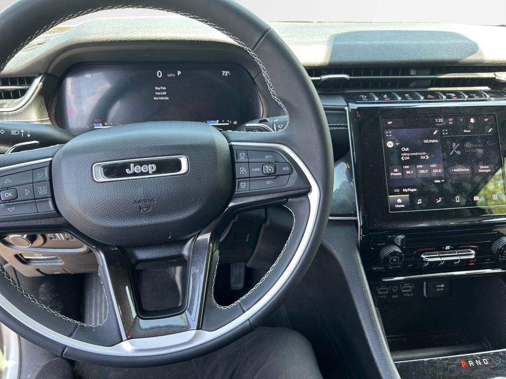 2023 Jeep Grand Cherokee L Laredo 4x4