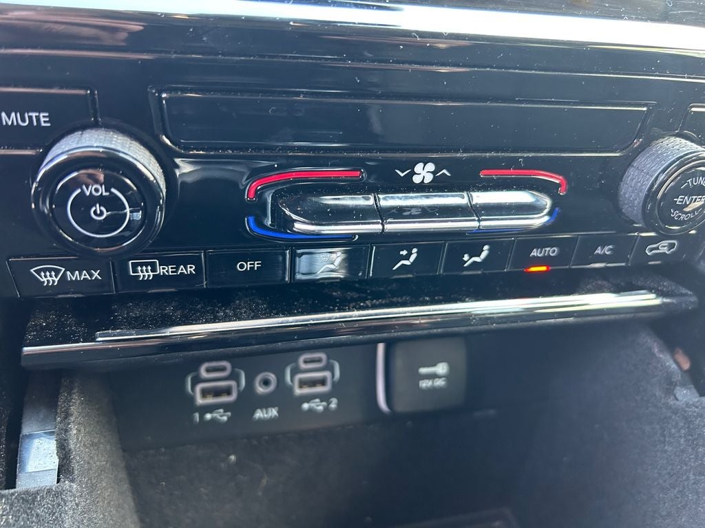 2023 Jeep Grand Cherokee L Laredo 4x4