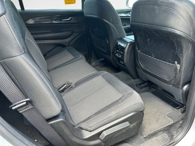 2023 Jeep Grand Cherokee L Laredo 4x4