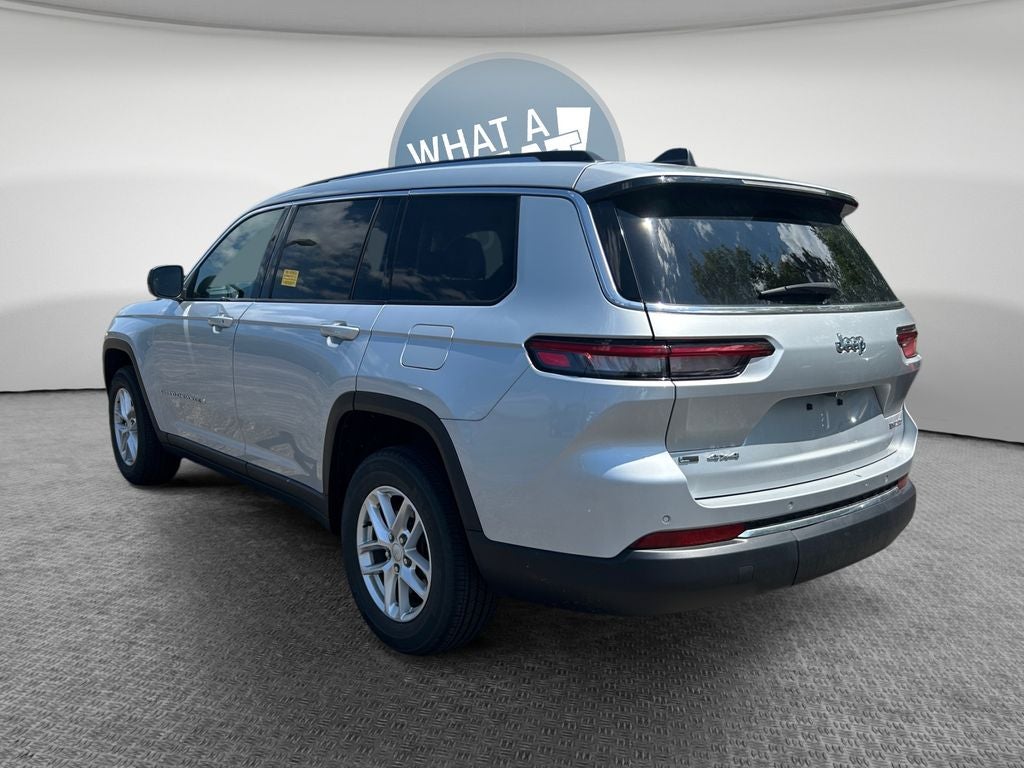 2023 Jeep Grand Cherokee L Laredo 4x4