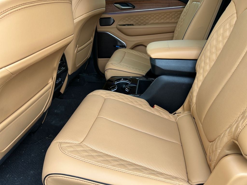 2023 Jeep Grand Cherokee L Summit Reserve 4x4