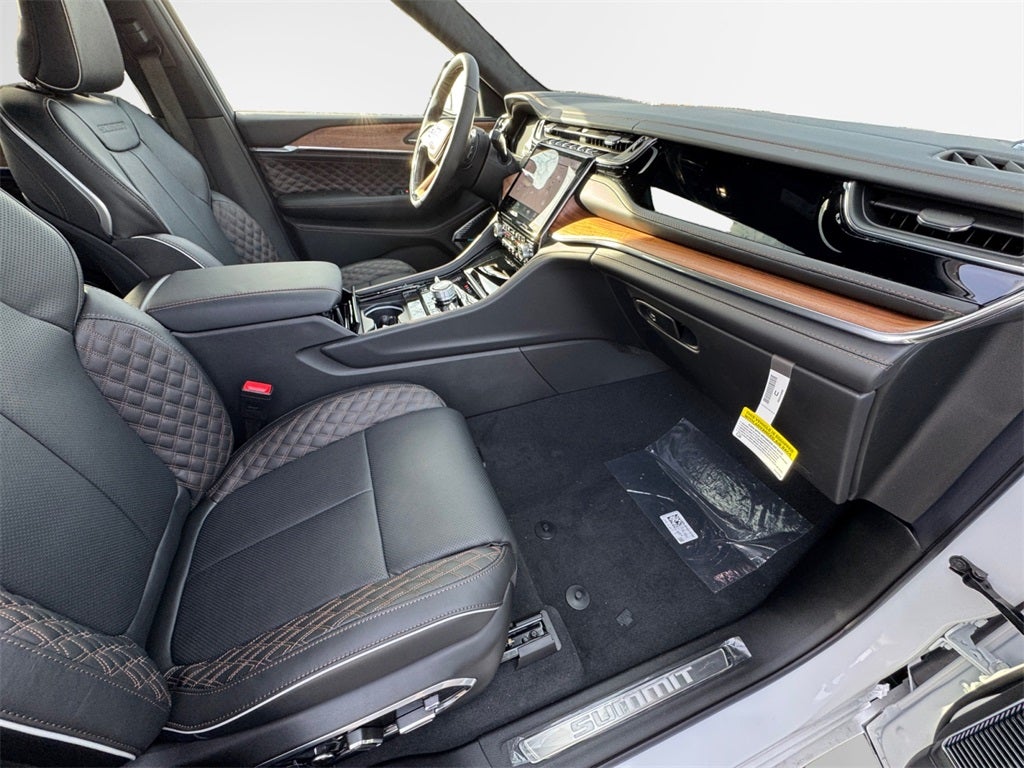 2025 Jeep Grand Cherokee L Summit