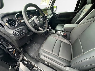 2025 Jeep Wrangler Rubicon 392