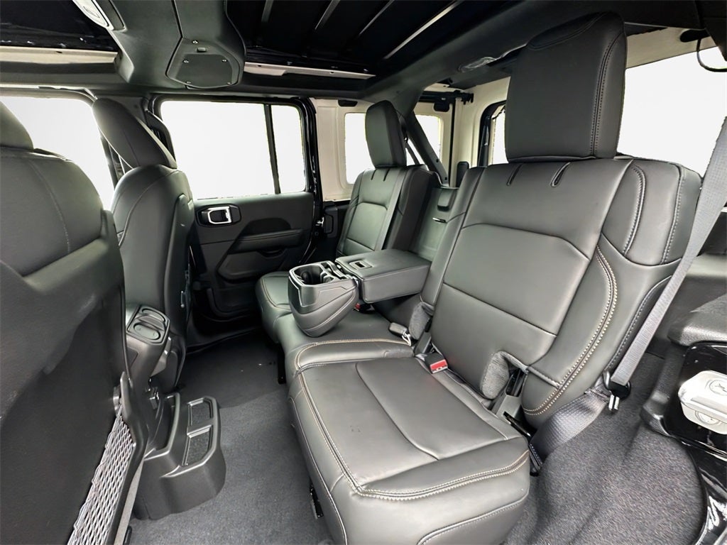 2025 Jeep Wrangler Rubicon 392