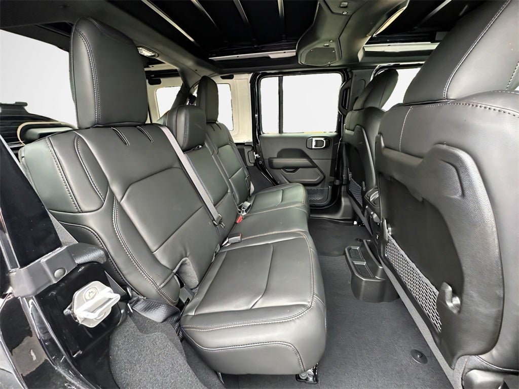 2025 Jeep Wrangler Rubicon 392