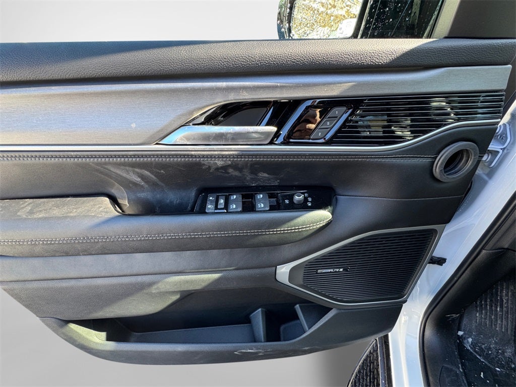 2026 Jeep Grand Wagoneer Base