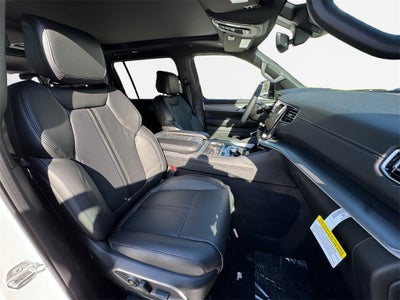 2026 Jeep Grand Wagoneer Base