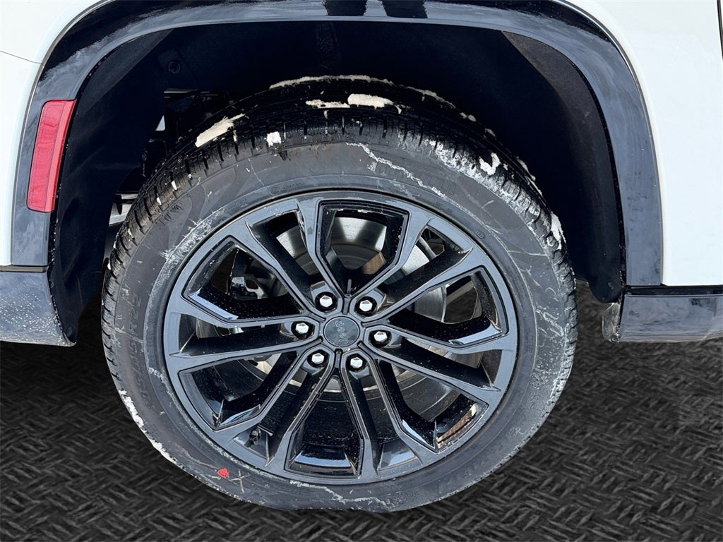 2026 Jeep Grand Wagoneer Base