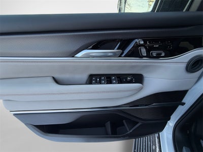 2026 Jeep Grand Wagoneer Base