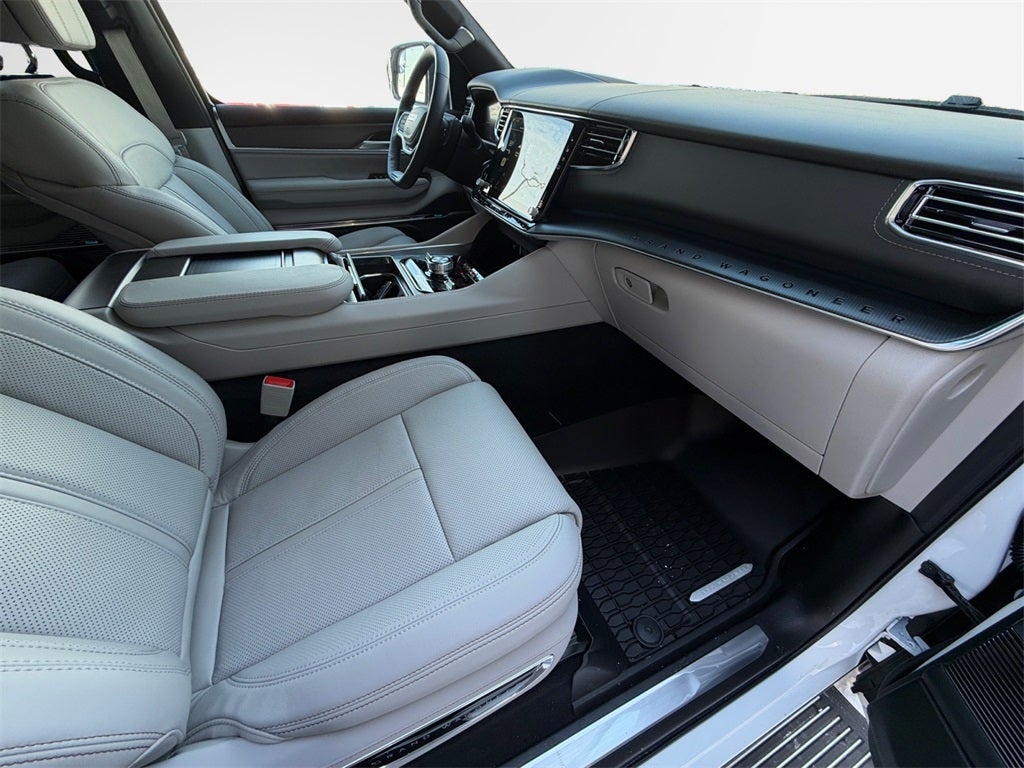 2026 Jeep Grand Wagoneer Base