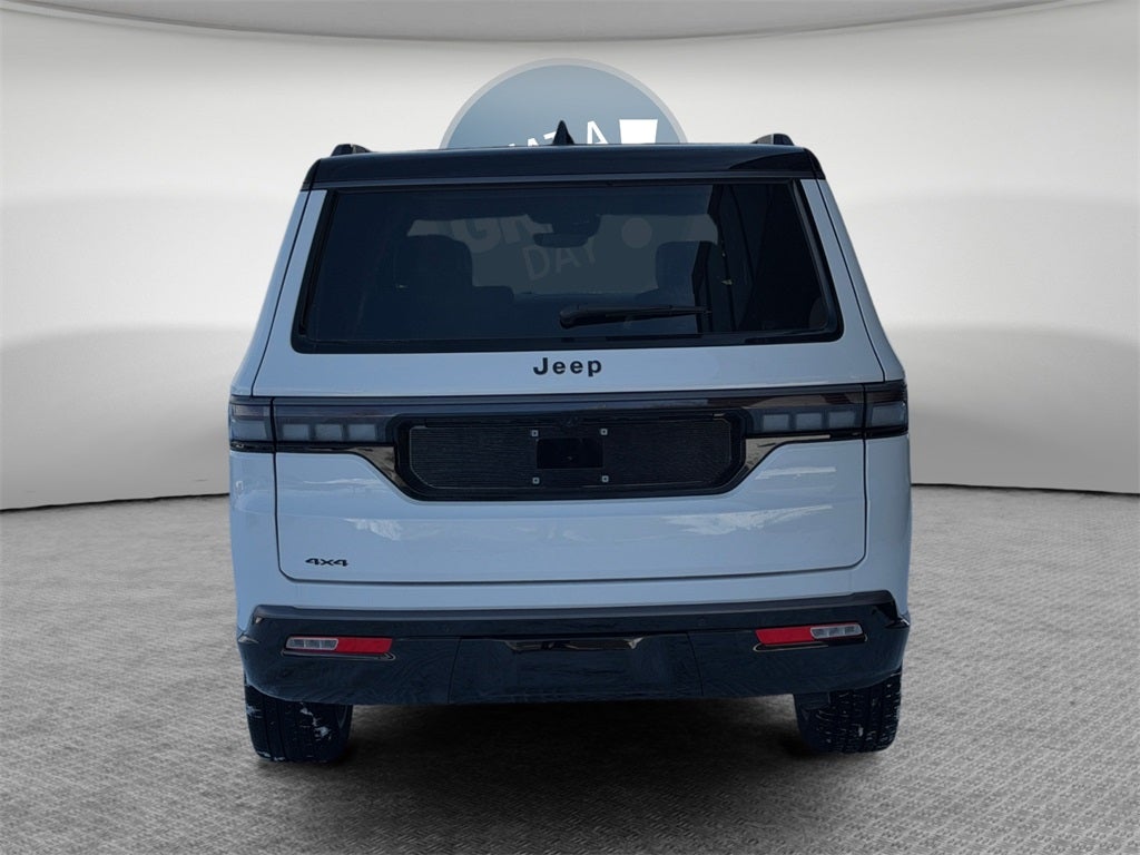 2026 Jeep Grand Wagoneer Base