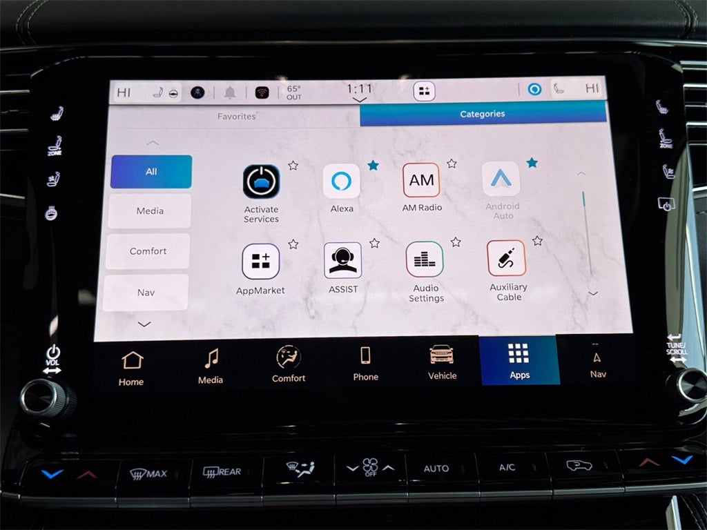 2026 Jeep Grand Wagoneer Base