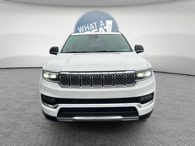 2023 Jeep Grand Wagoneer Base