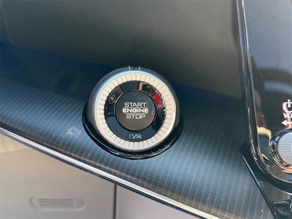 2026 Jeep Grand Wagoneer Summit