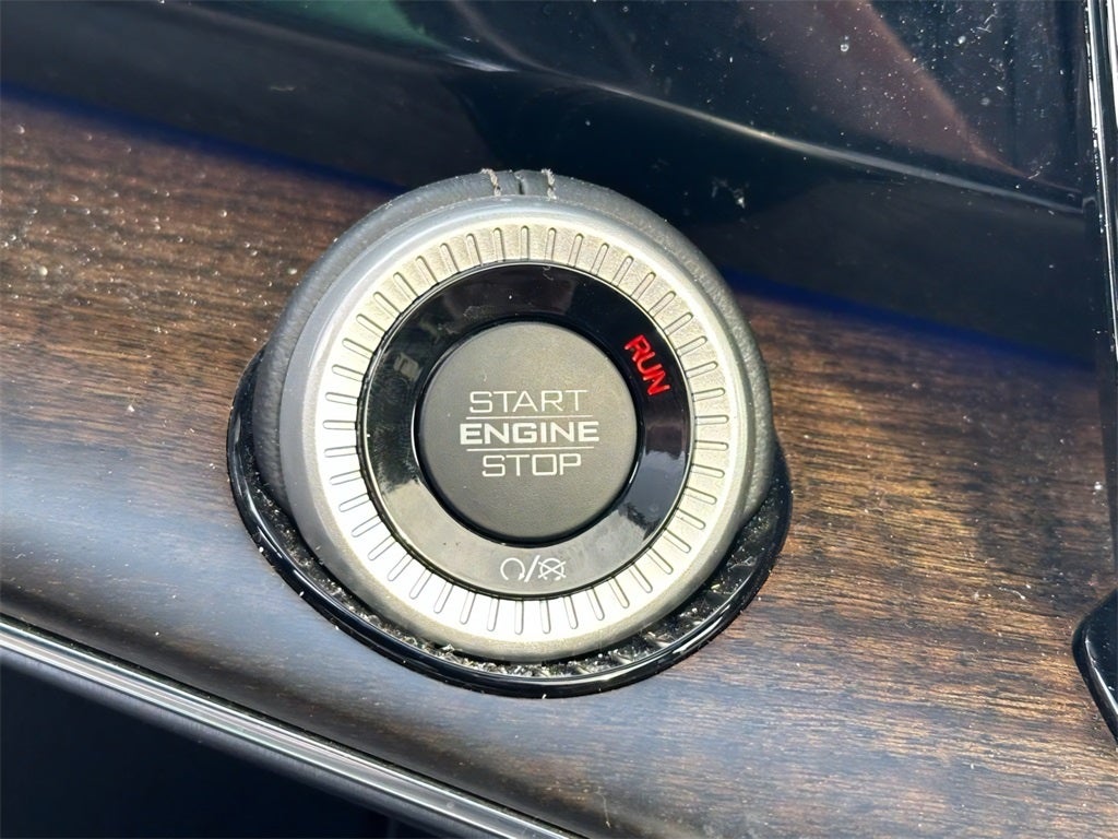 2022 Jeep Grand Wagoneer Series II