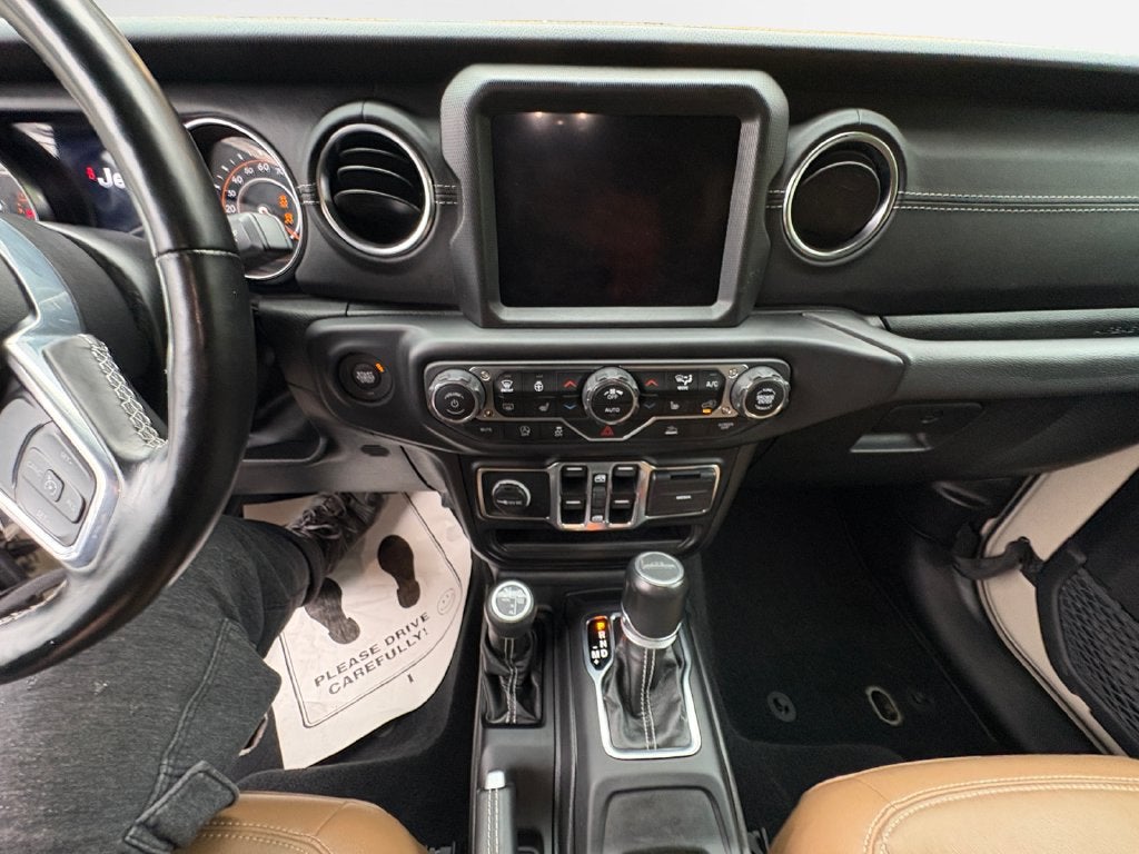 2022 Jeep Gladiator Overland